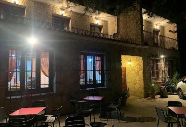 Hotel Restaurante Rio Cuervo Vega del Cadorno Εξωτερικό φωτογραφία