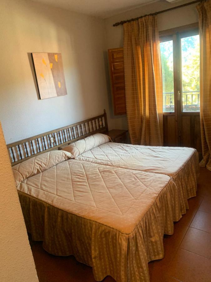 Hotel Restaurante Rio Cuervo Vega del Cadorno Εξωτερικό φωτογραφία