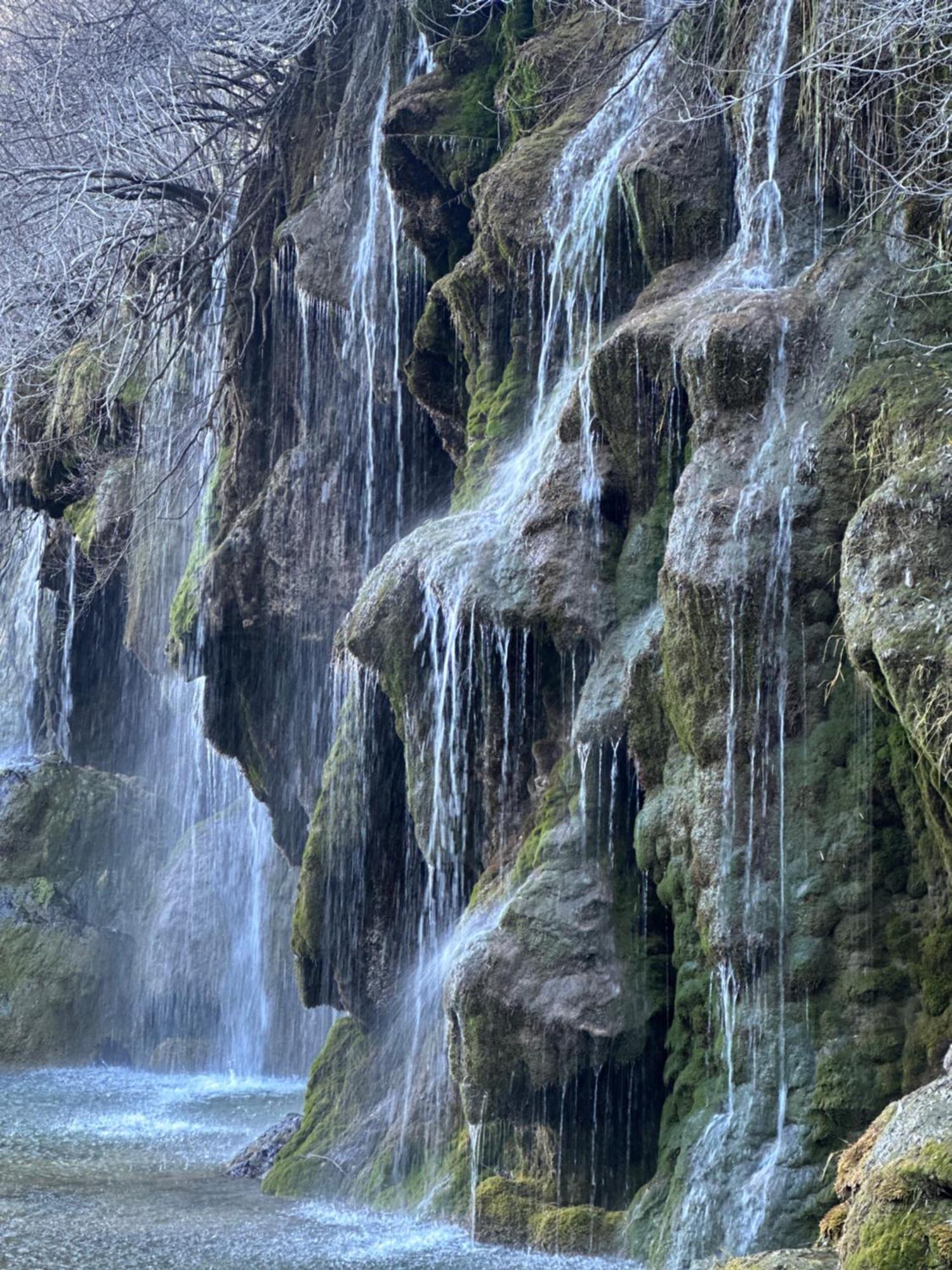 Hotel Restaurante Rio Cuervo Vega del Cadorno Εξωτερικό φωτογραφία