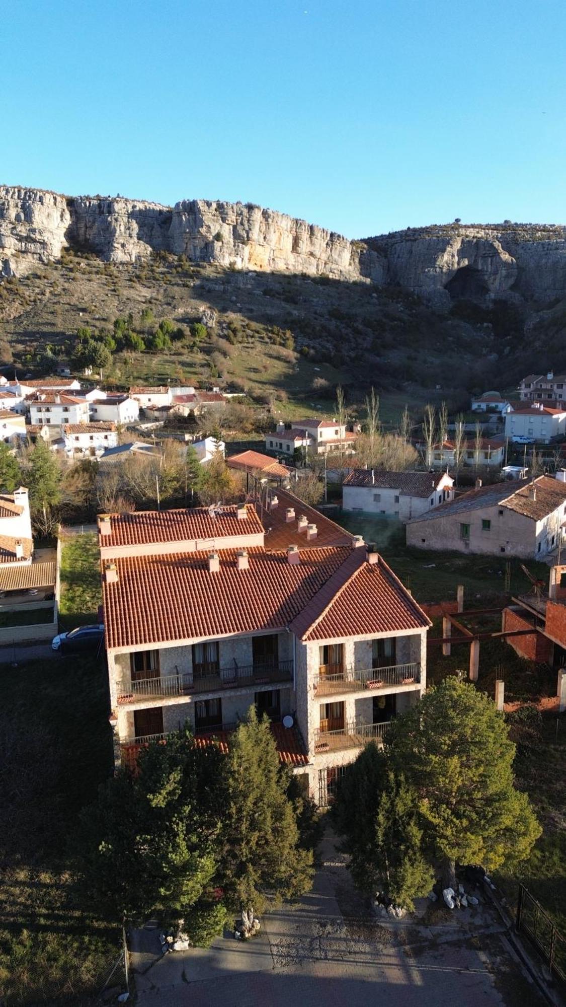 Hotel Restaurante Rio Cuervo Vega del Cadorno Εξωτερικό φωτογραφία